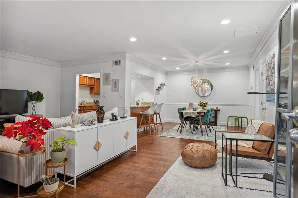 6980 Roswell Road - Photo 1