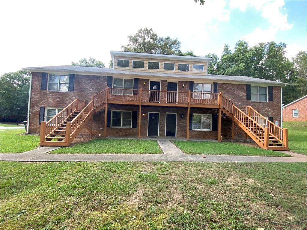 1975 Patterson Circle - Photo 1