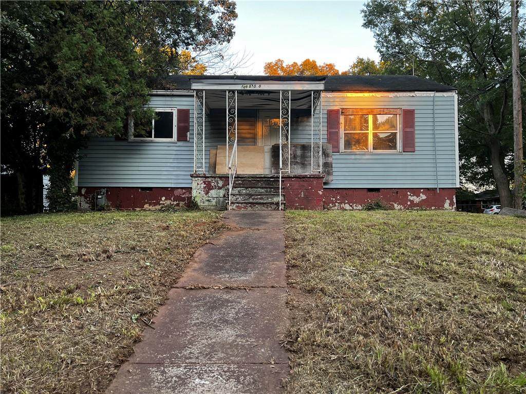 888 Oakland Drive - Photo 1