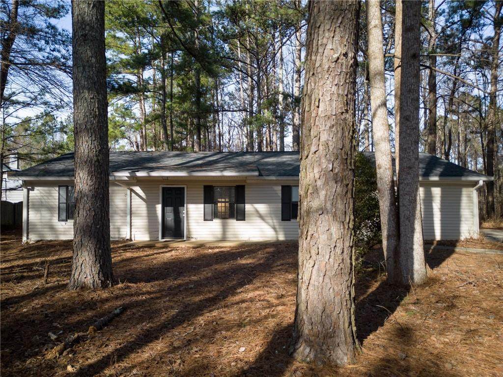 3473 E Paulding Drive - Photo 1