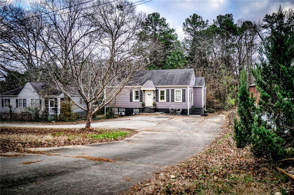 141 Clarendon Avenue - Photo 1