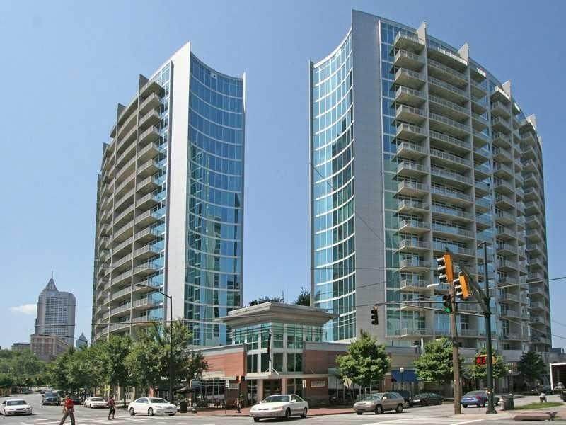 44 Peachtree Place - Photo 1