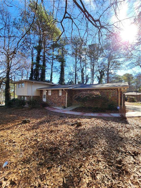 2454 Warwick Circle - Photo 1