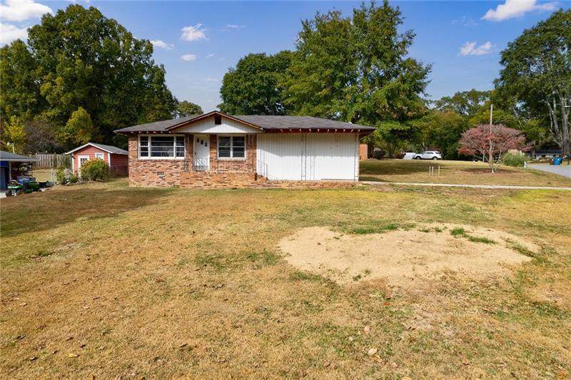 192 Upshaw Drive - Photo 1