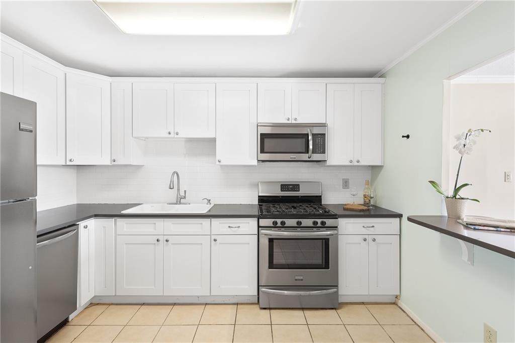 2965 Pharr Court South - Photo 1