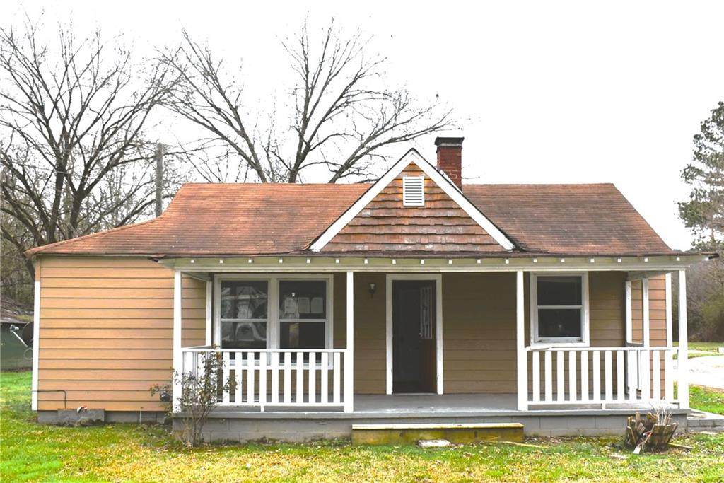 3315 Old Highway 27 - Photo 1