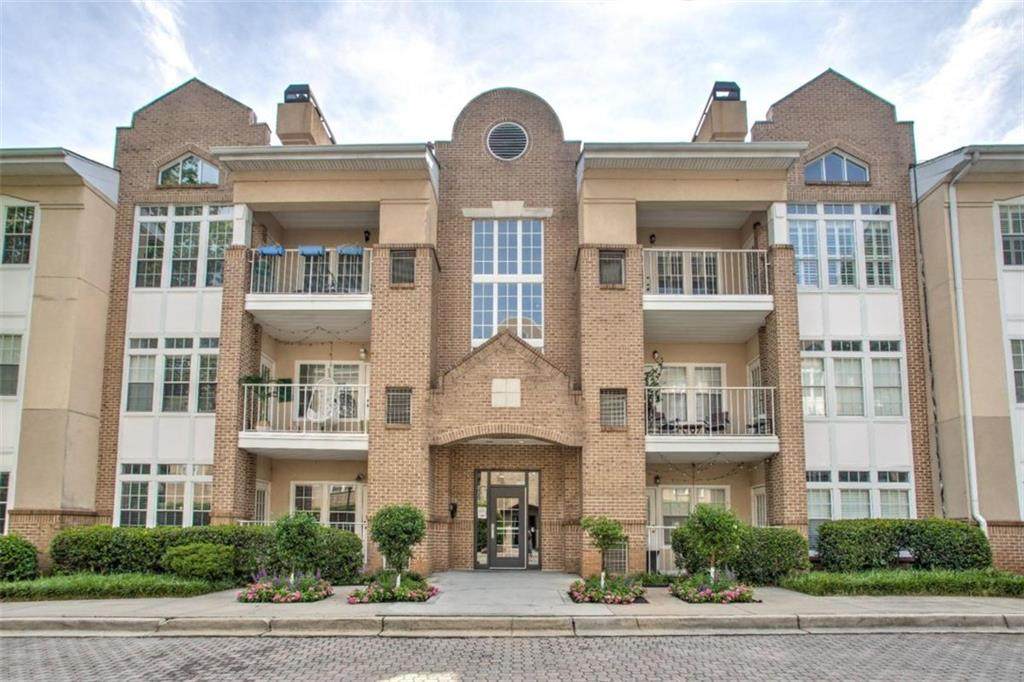 220 Renaissance Parkway - Photo 1