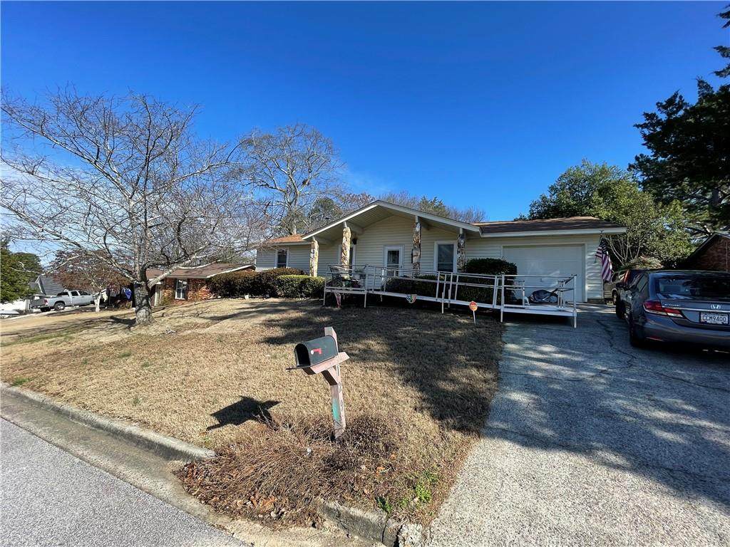 129 Lynne Drive - Photo 1