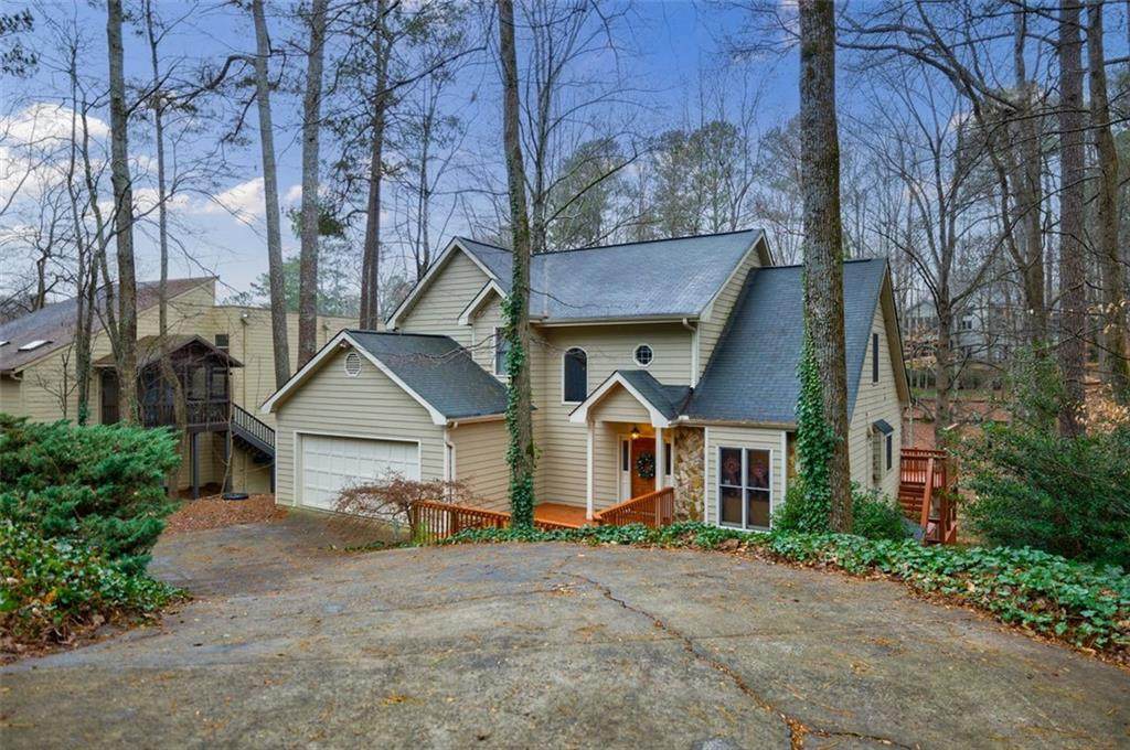 4211 Turnberry Trail - Photo 1