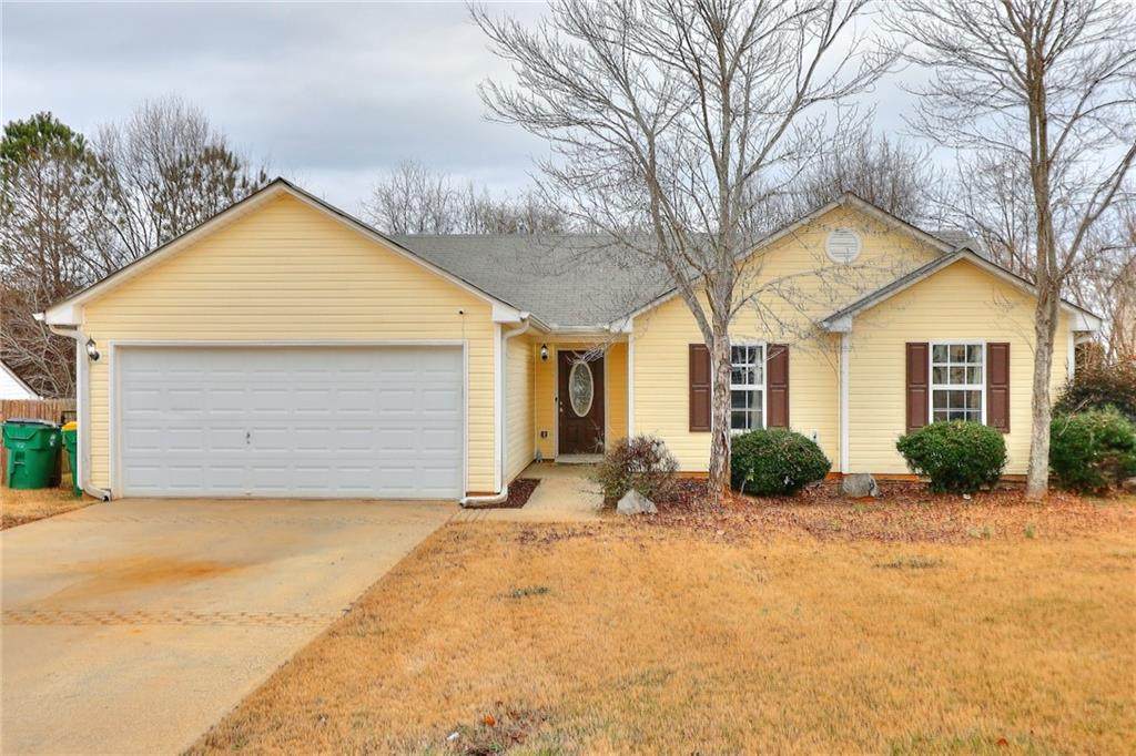 348 Shenandoah Circle - Photo 1