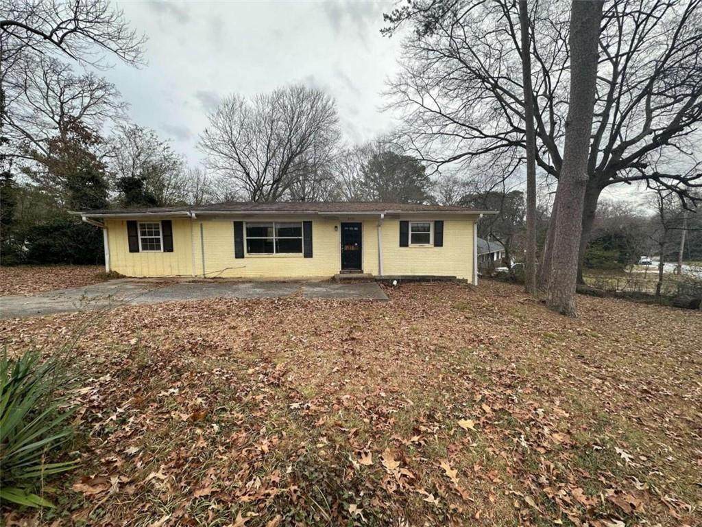 2731 Ivanhoe Lane - Photo 1