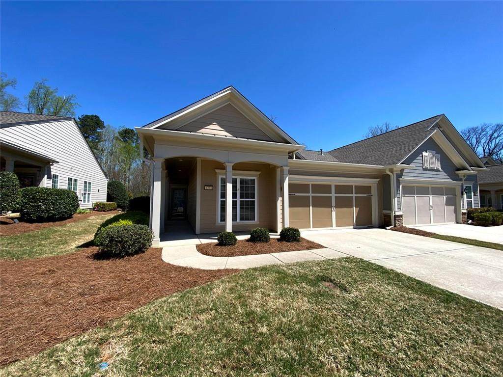 6202 Longleaf Drive - Photo 1