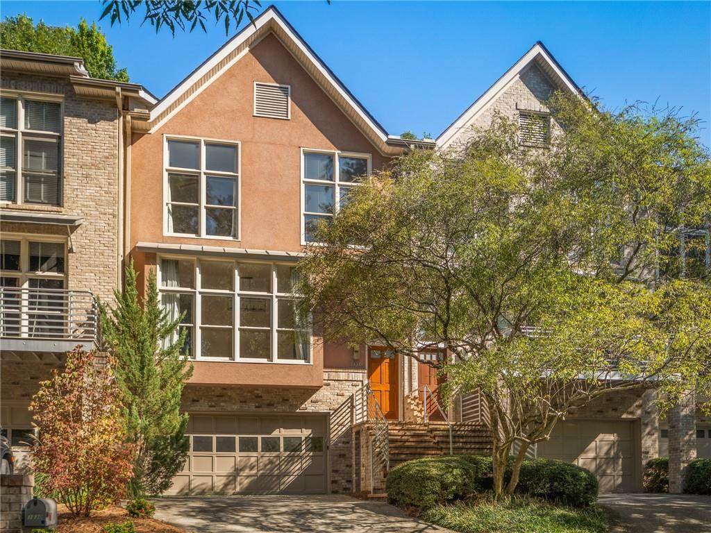 1330 Fernwood Circle - Photo 1