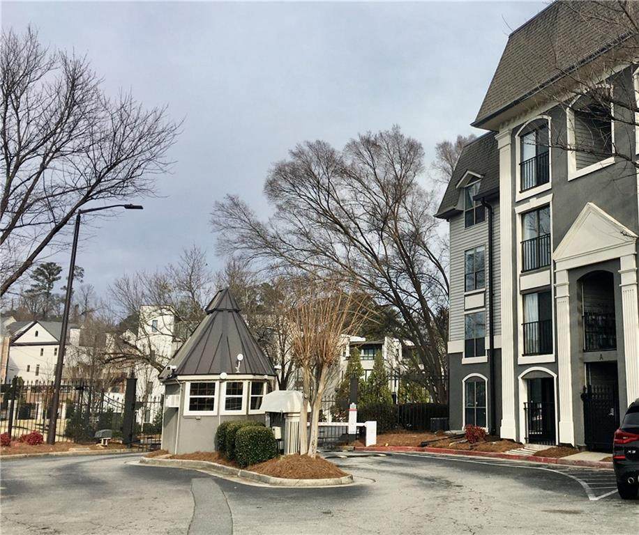2657 Lenox Road - Photo 1