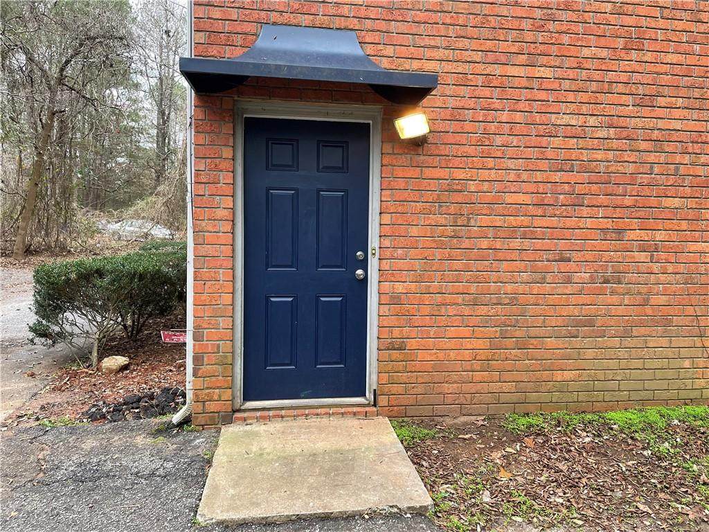 207 Highland Park Drive - Photo 1