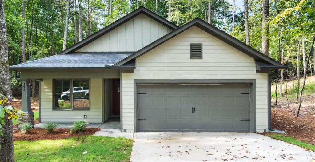 101 Maple Court - Photo 1