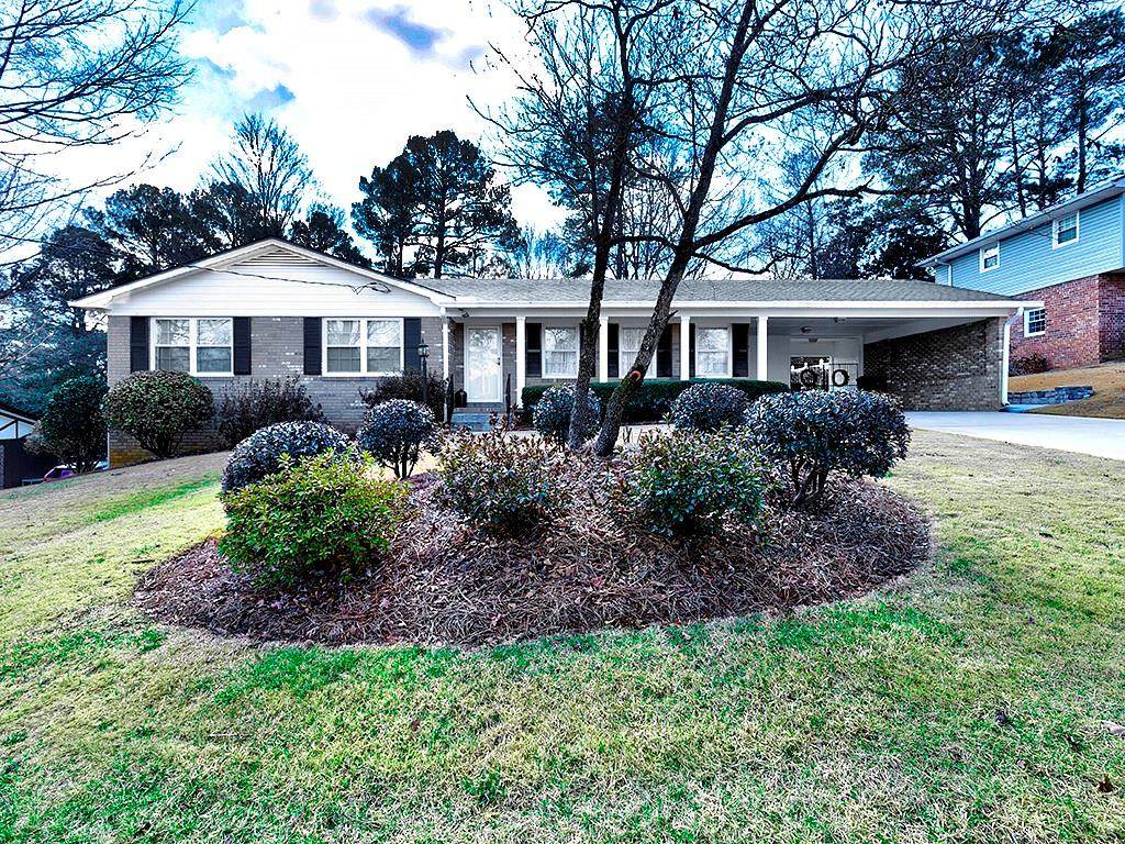 105 Deerbrook Drive - Photo 1
