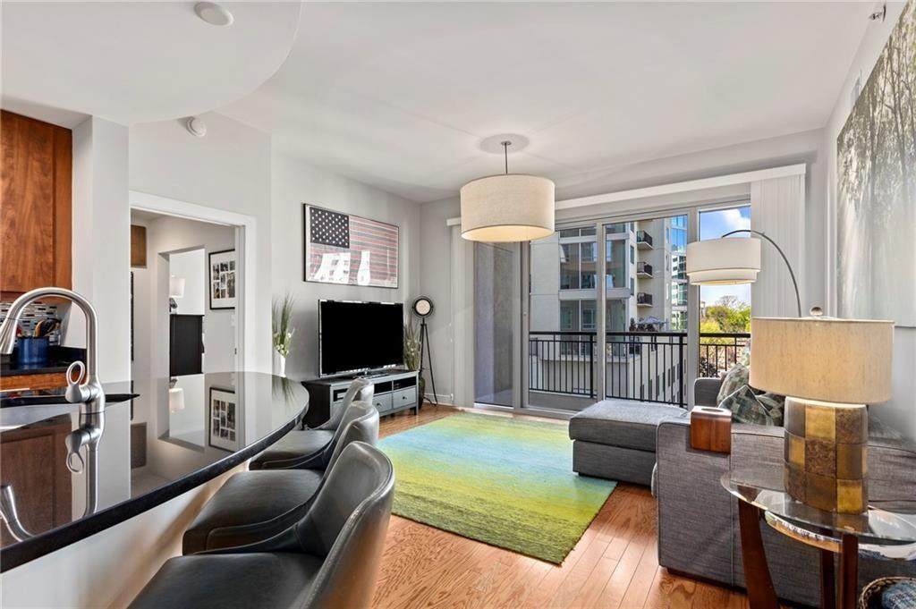 222 12th Street - Photo 1