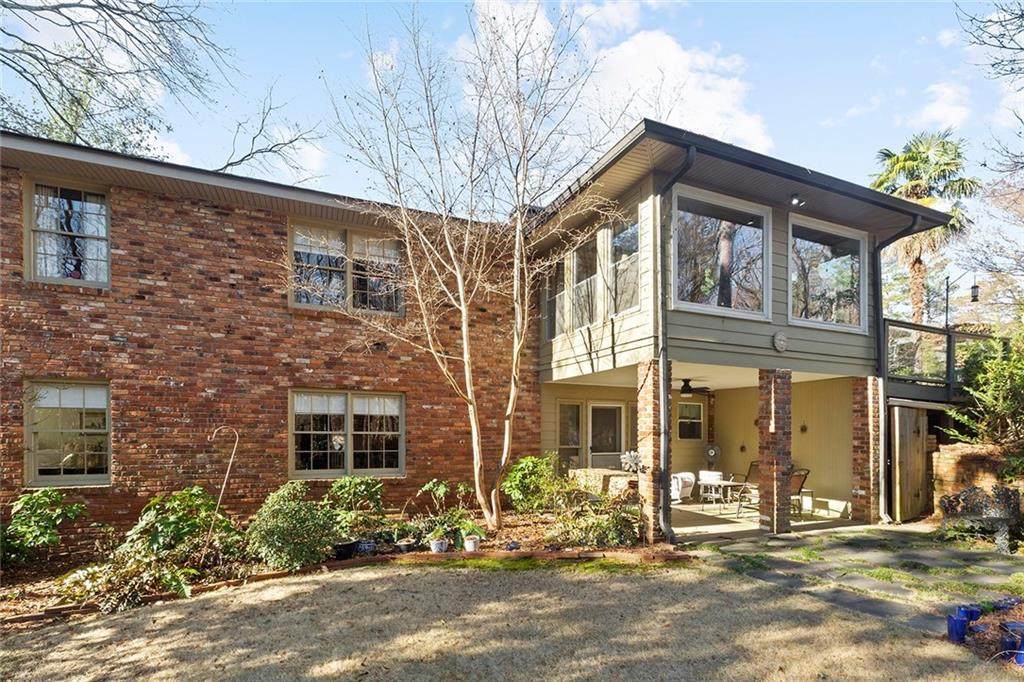1170 Kingston Drive - Photo 1