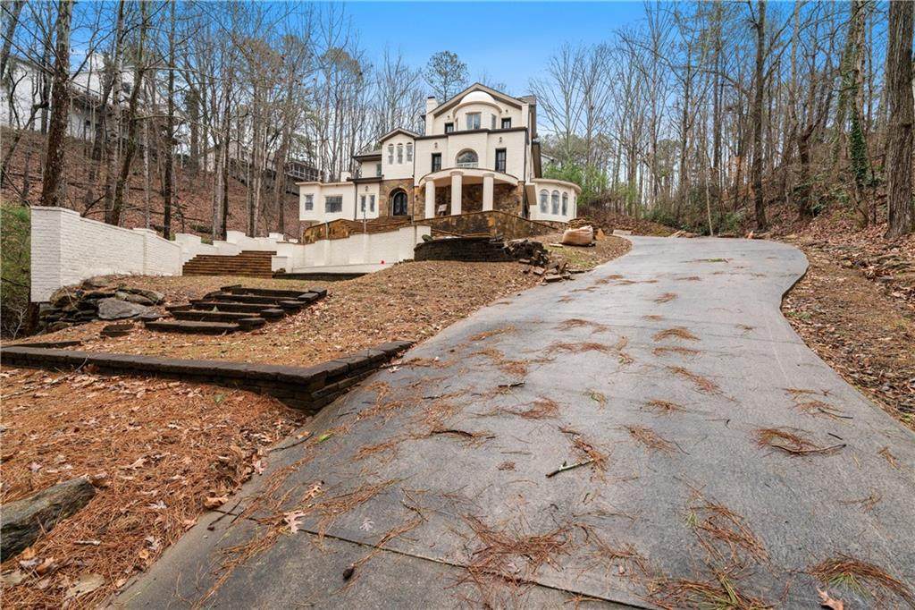 8735 Mount Rushmore Drive - Photo 1