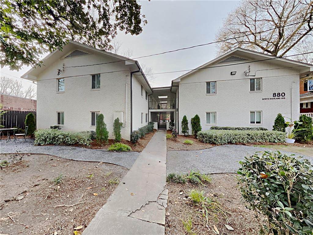 880 Highland Avenue - Photo 1