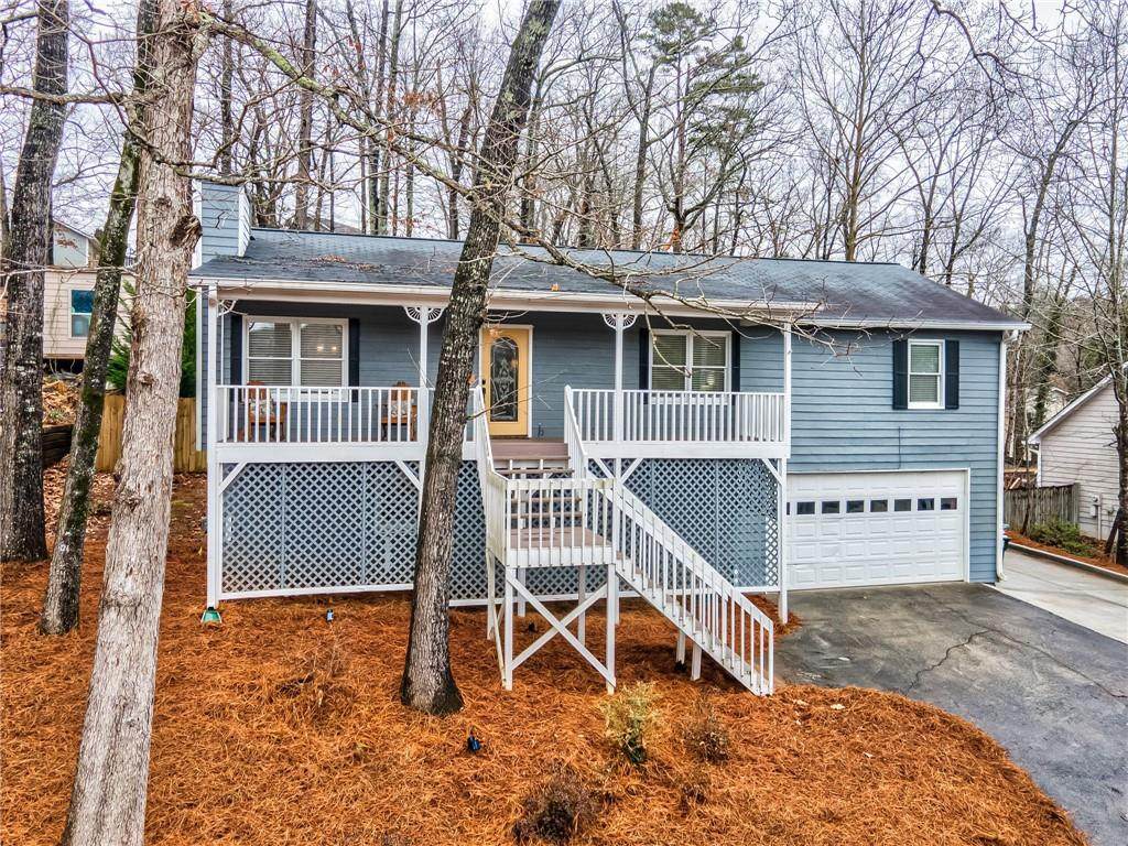 320 Winchester Way - Photo 1