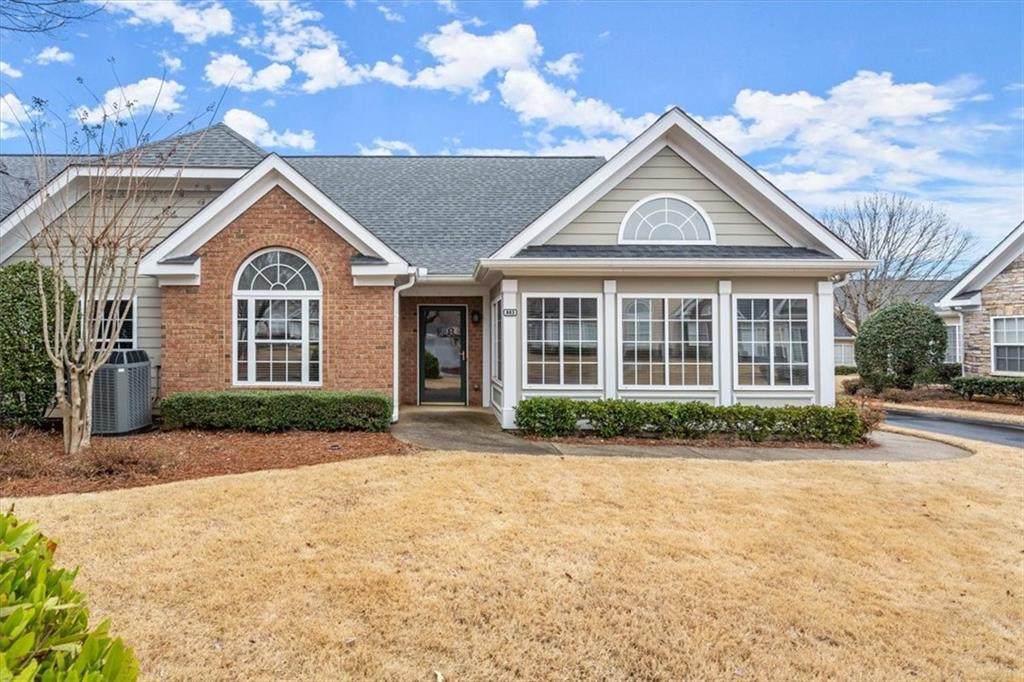 803 Village Lane - Photo 1