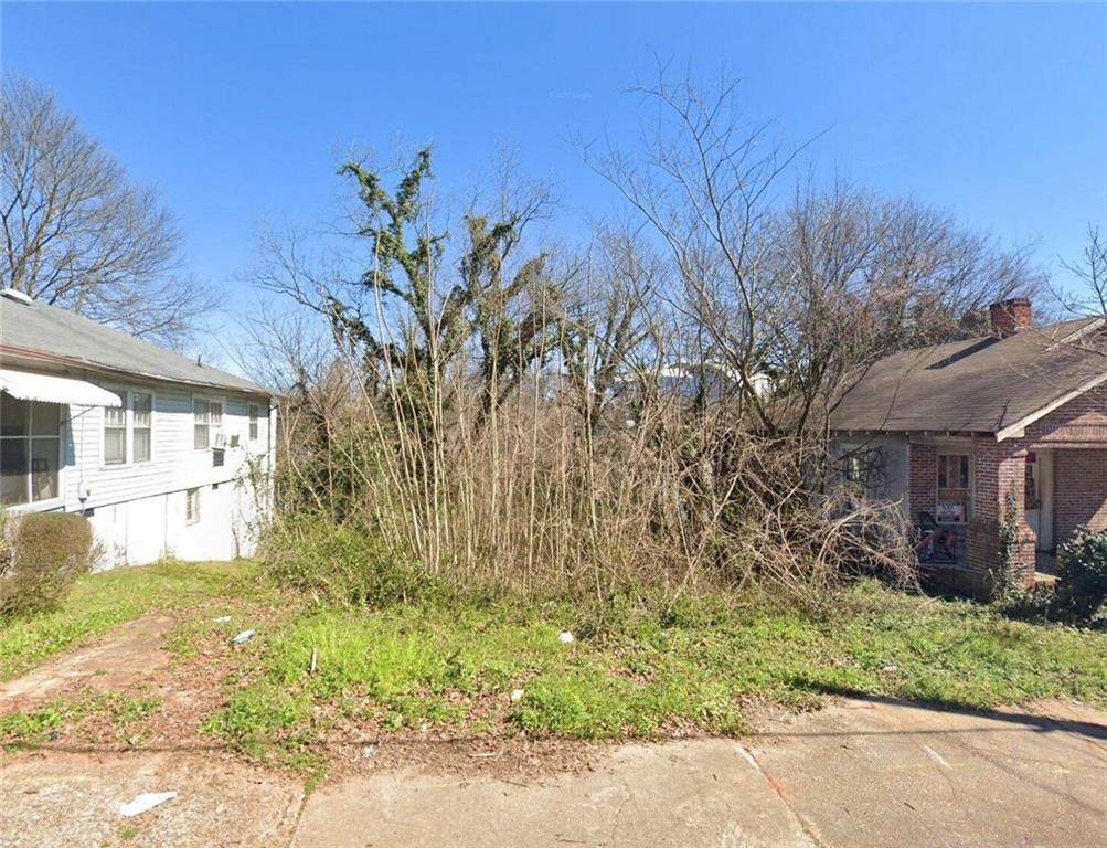 139 Sunset Avenue - Photo 1
