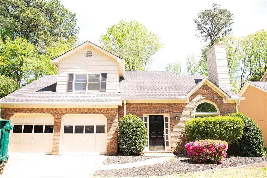 1017 Chateau Lane - Photo 1