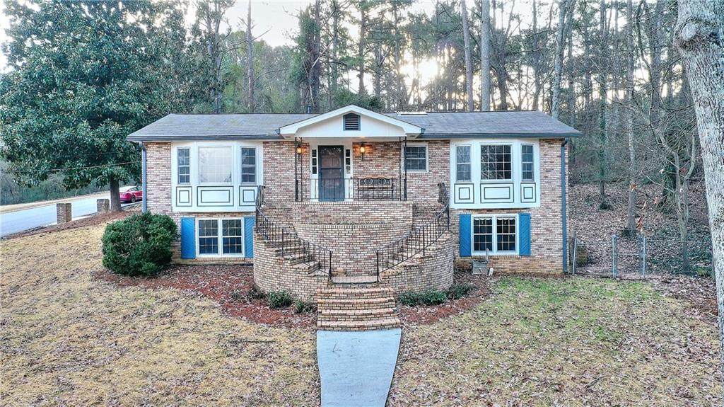5021 Lake Carlton Road - Photo 1