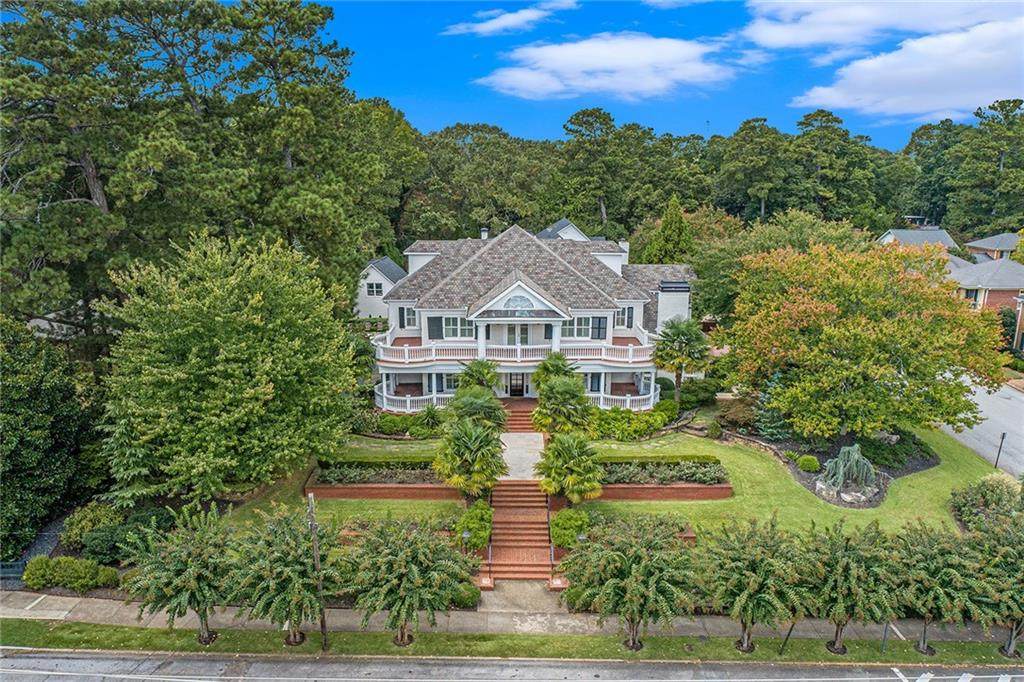 620 Pinetree Drive - Photo 1