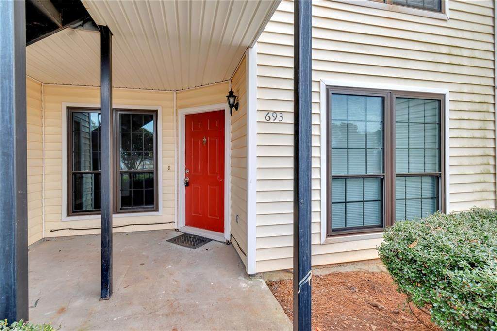 693 Windchase Lane - Photo 1