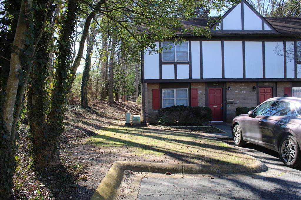 1445 Tilbury Place - Photo 1