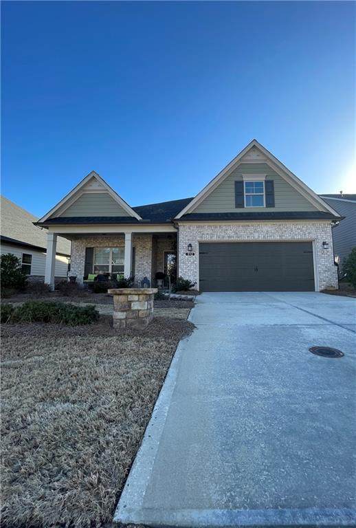 312 Ellington Drive - Photo 1