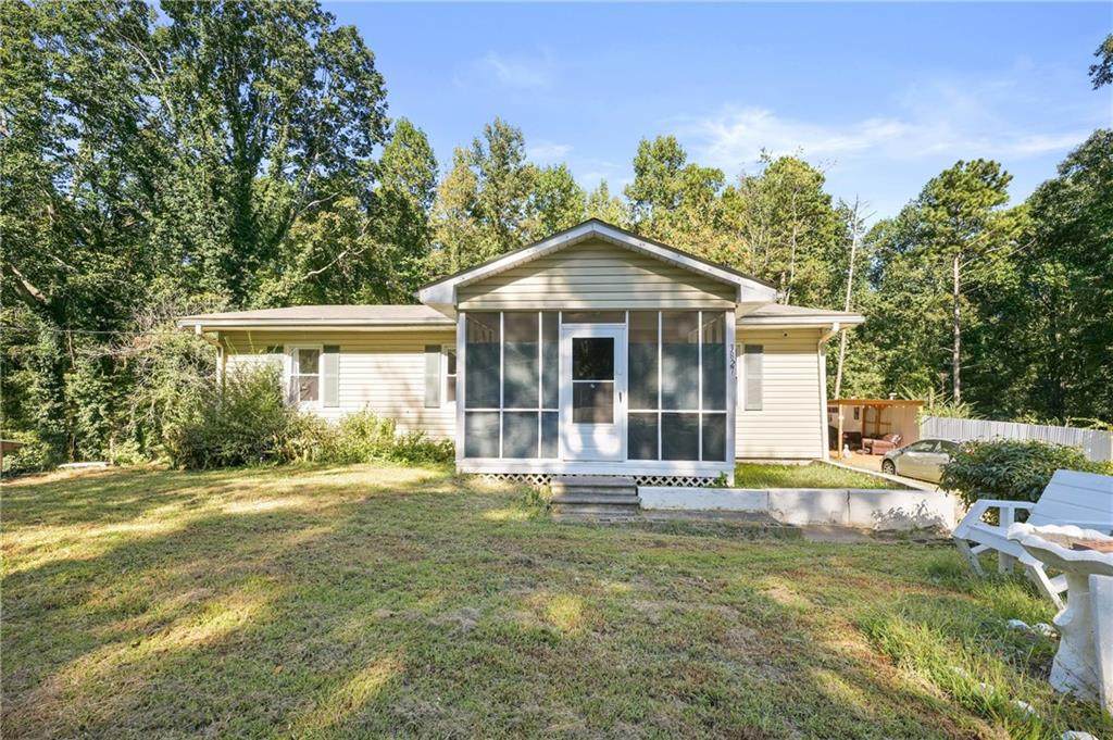 3827 Chadwick Drive - Photo 1