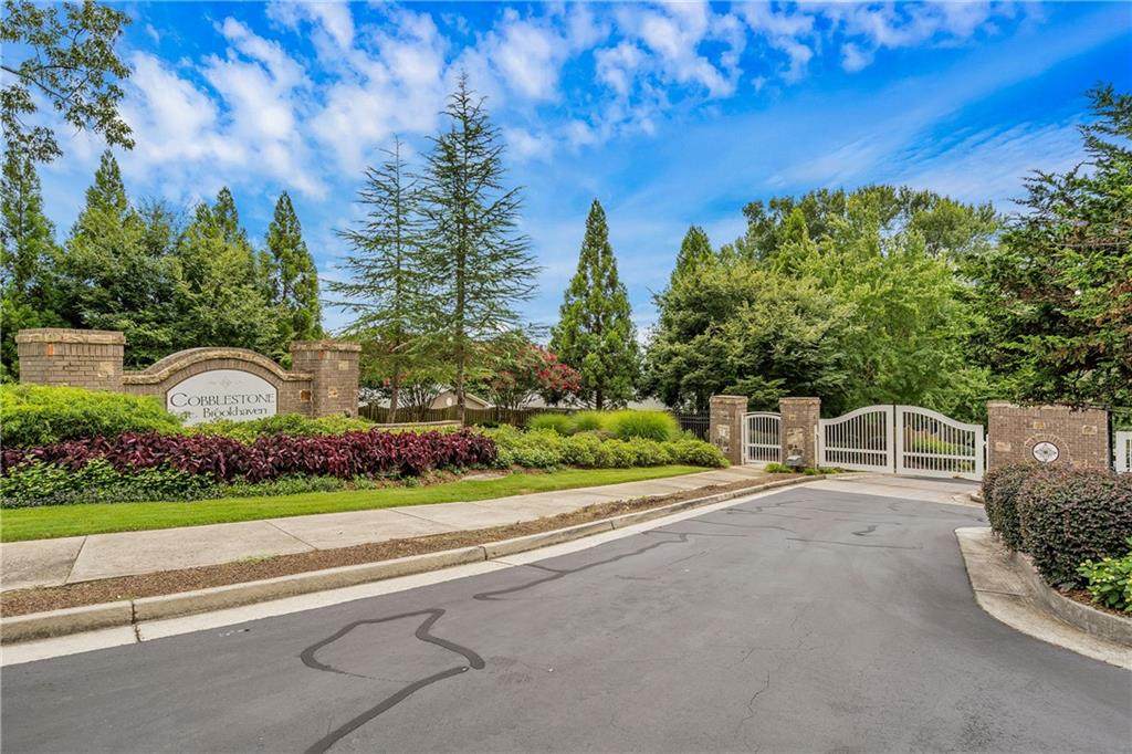 2036 Cobblestone Circle - Photo 1
