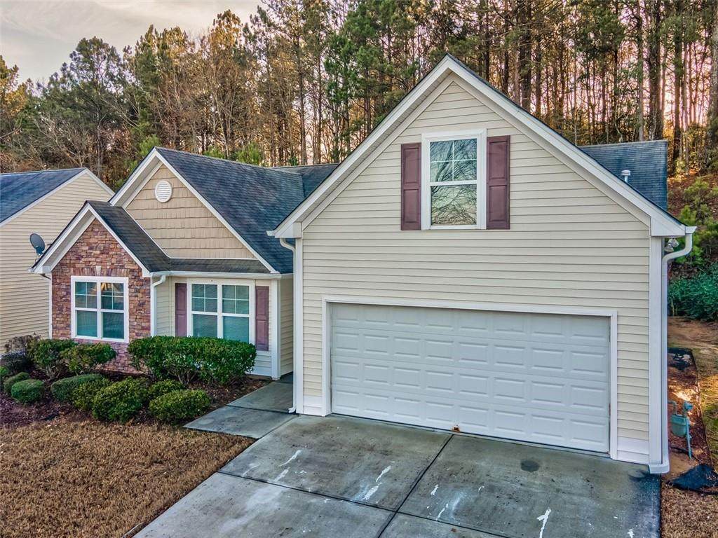3915 Pine Village - Photo 1