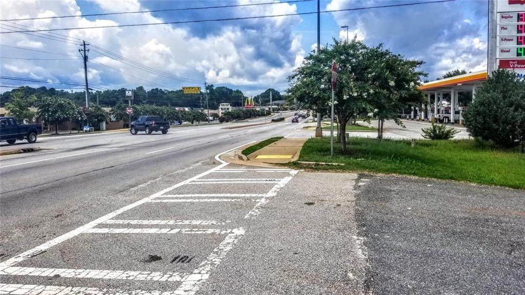 1072 N 19 Highway - Photo 1