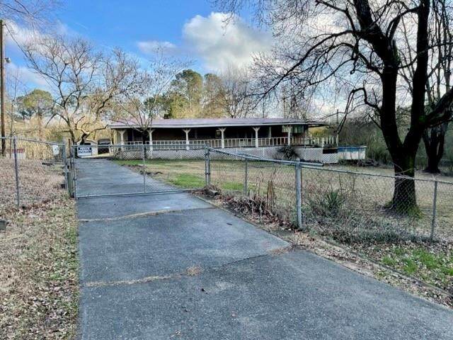 10 Creek Drive - Photo 1