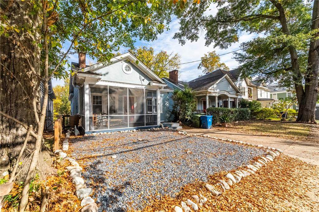 896 Saint Charles Avenue - Photo 1