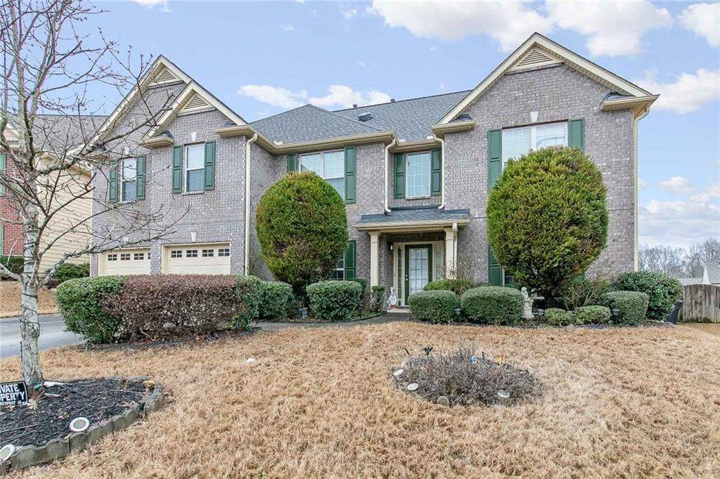 207 Caledonian Circle - Photo 1