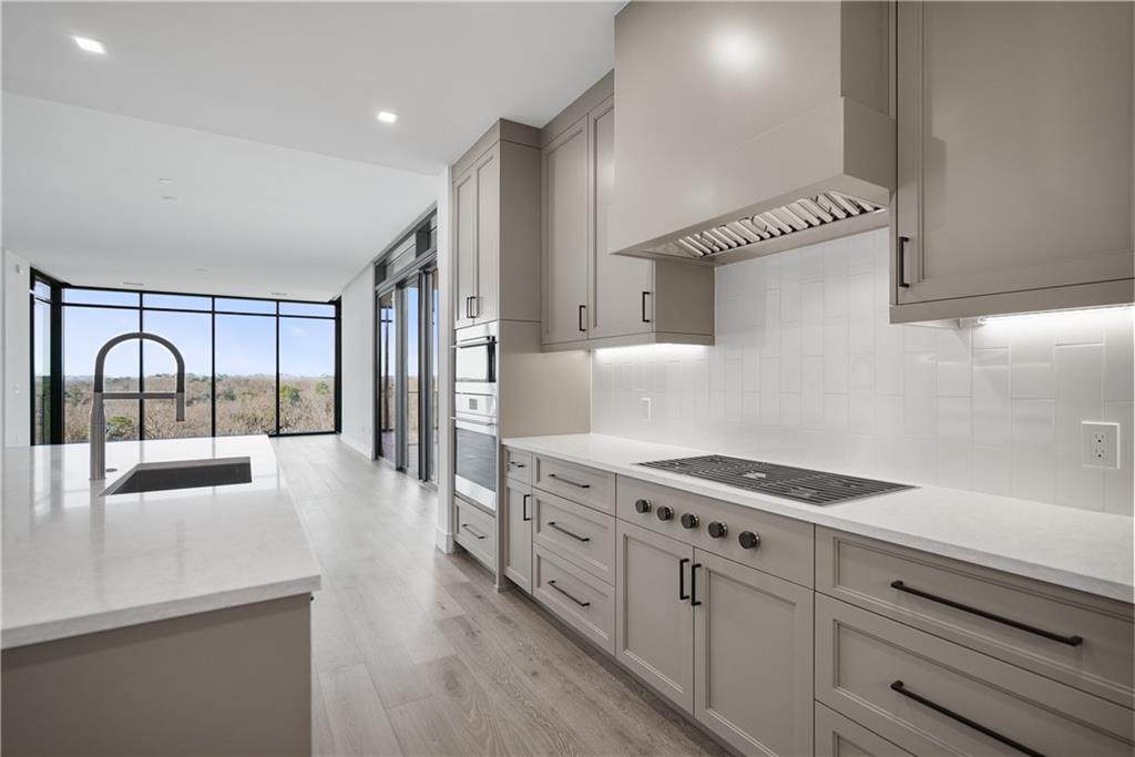 2520 Peachtree Road - Photo 1