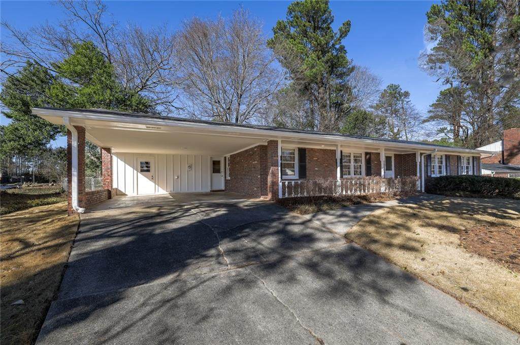 1050 Tuxedo Drive - Photo 1