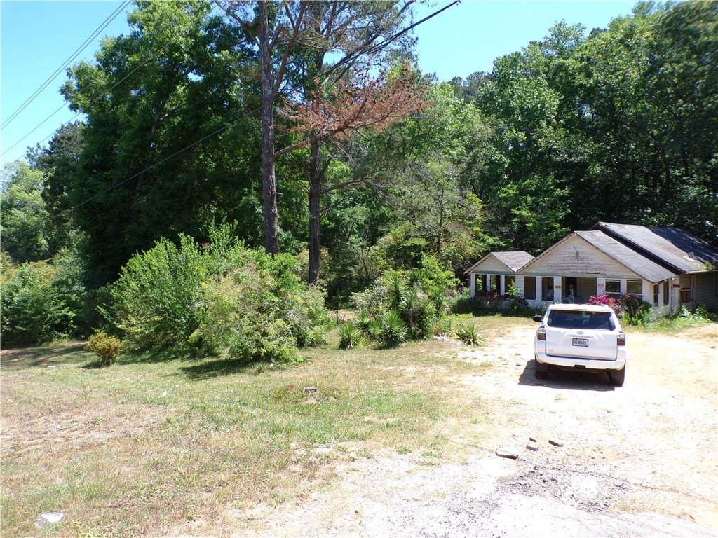 670 Loganville Highway - Photo 1