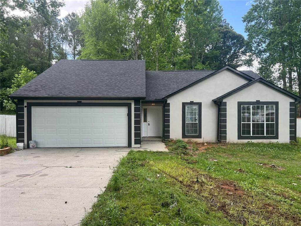 455 Fieldgreen Drive - Photo 1