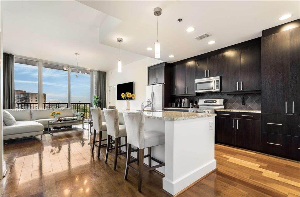 1080 Peachtree Street - Photo 1