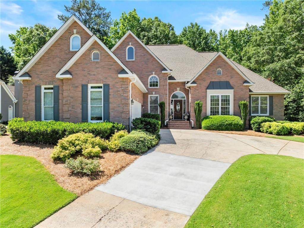 5015 Fenwick Drive - Photo 1