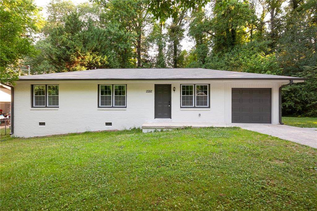 2352 Lakewood Drive - Photo 1