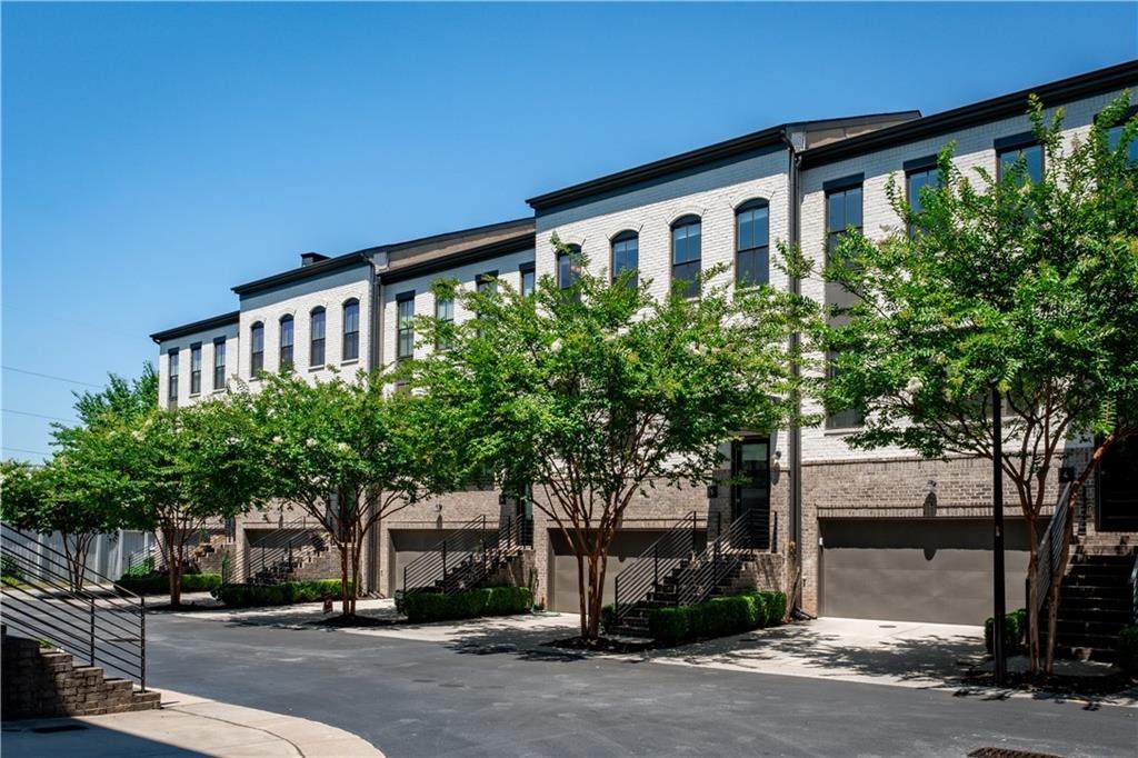 1388 La France Street - Photo 1