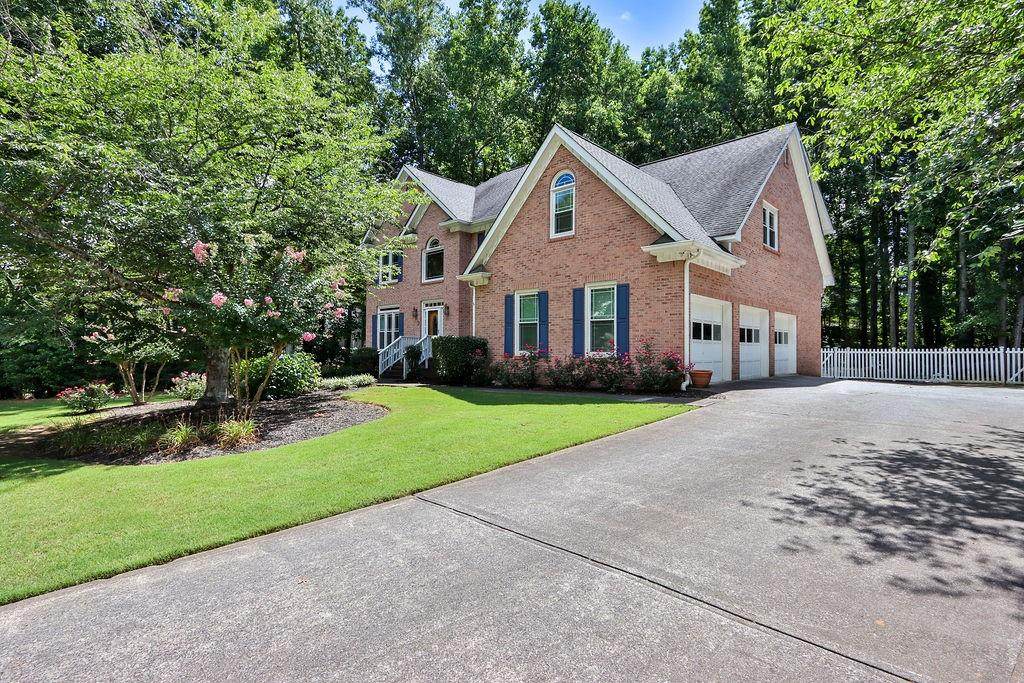 5675 Brookstone Walk - Photo 1